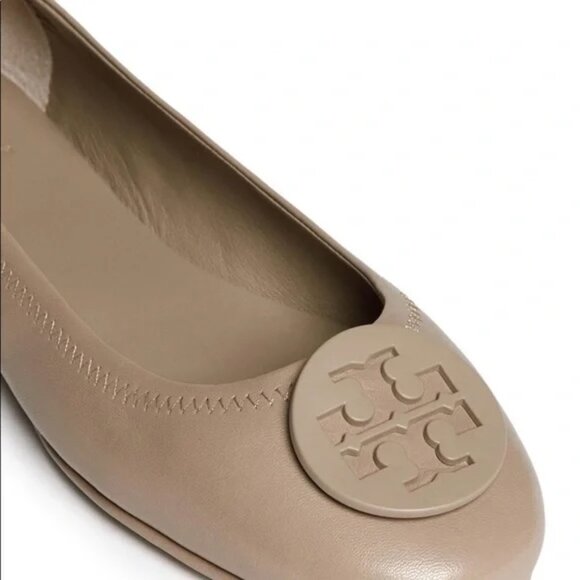 Tory Burch Travel Minnie Ballet Flat 9 French Grey - Picture 2 of 13